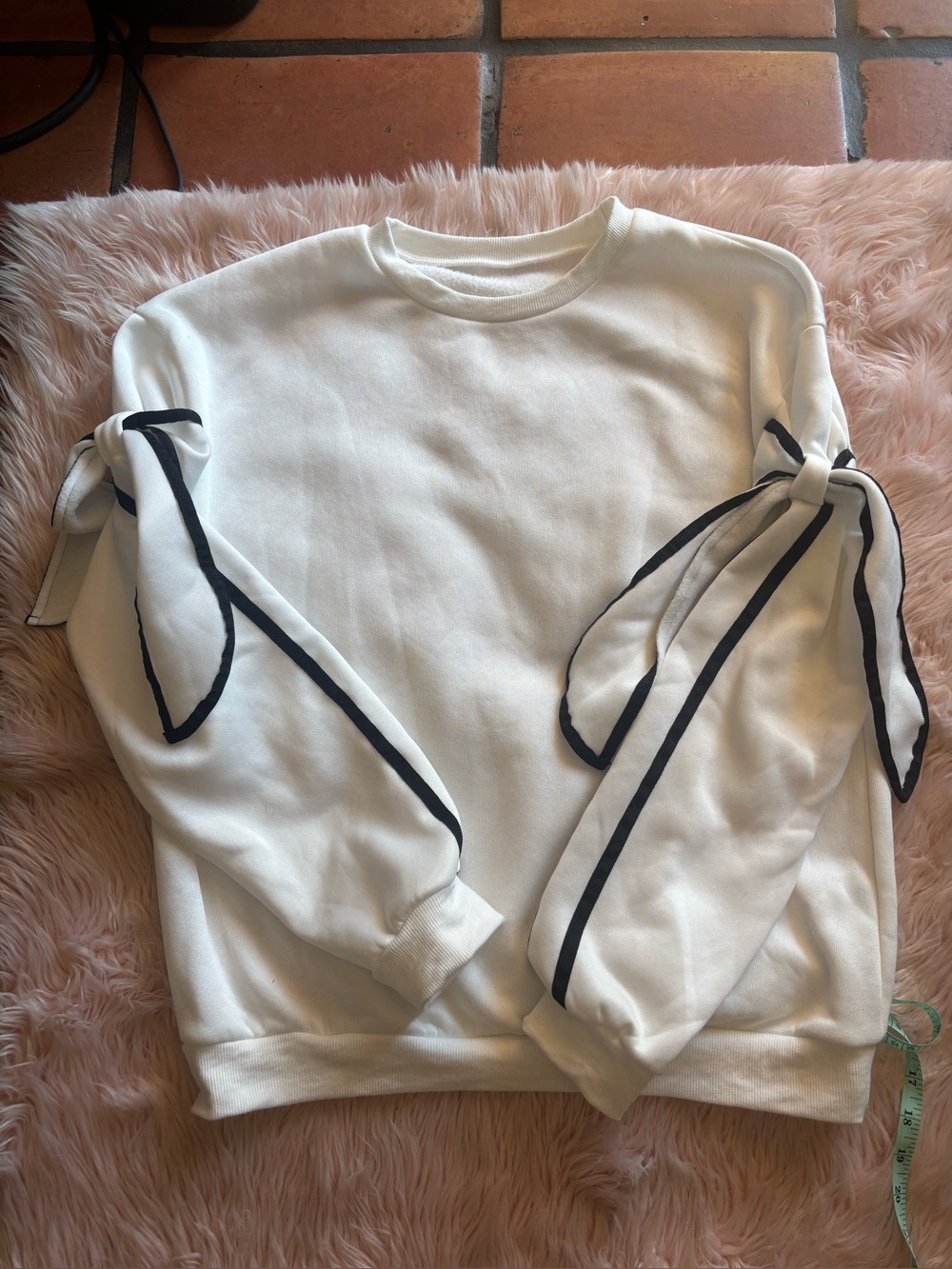 SHEIN White Crewneck Sweater with Black Ribbon Sleeve Ties